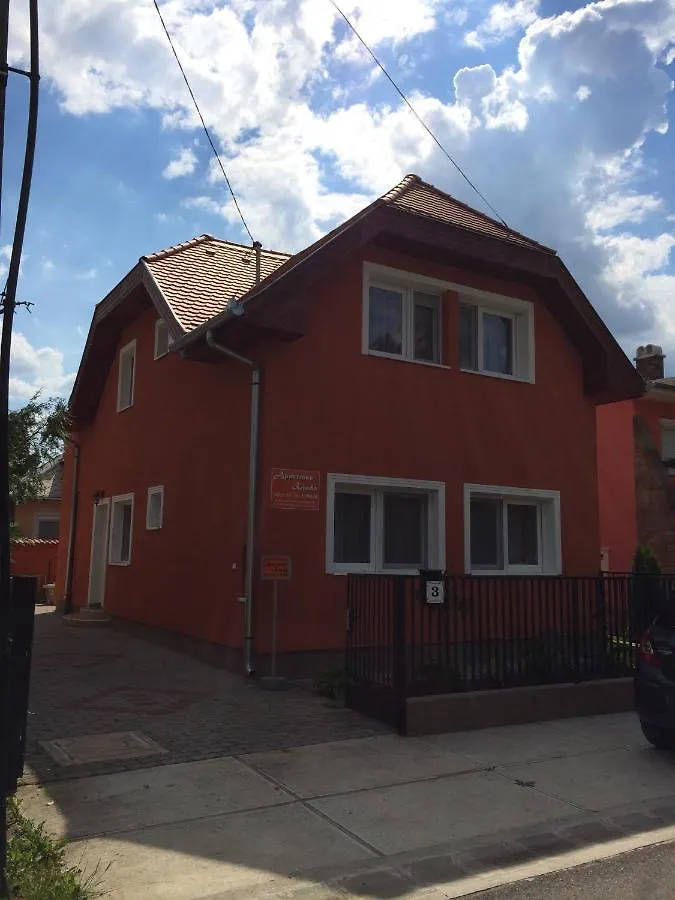 Fodor Apartman Hajduszoboszlo 0*,